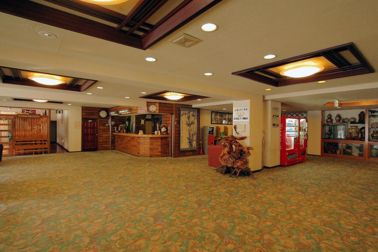 Hotel Araragi 山ノ内町 エクステリア 写真